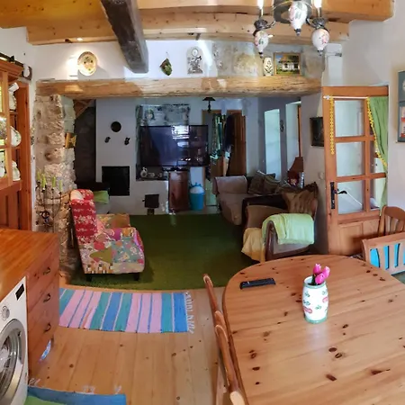 Apartman Rustico Apartman *